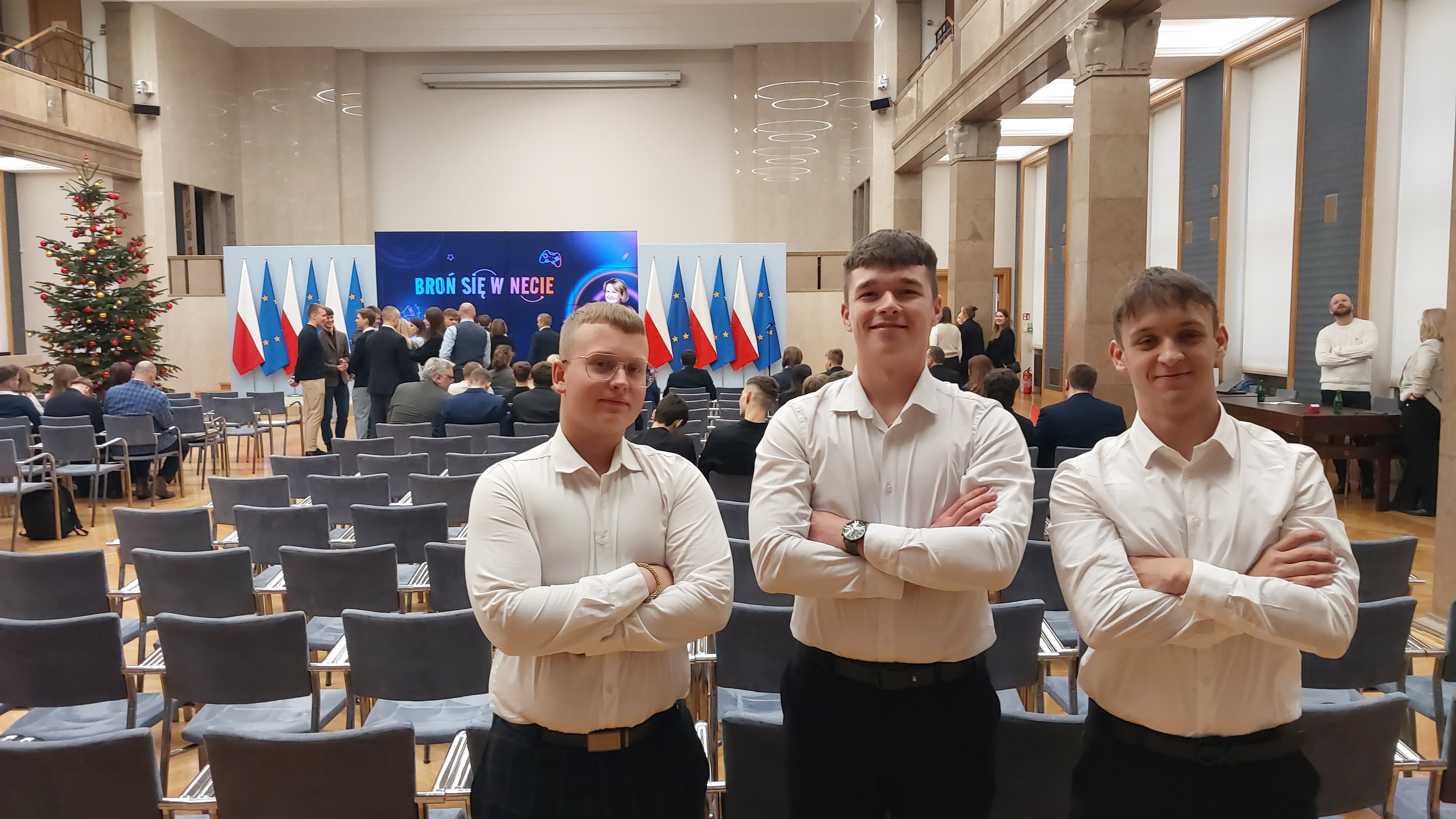 Jesteśmy Wśród Zwycięzców Konkursu „Broń się w Necie”!