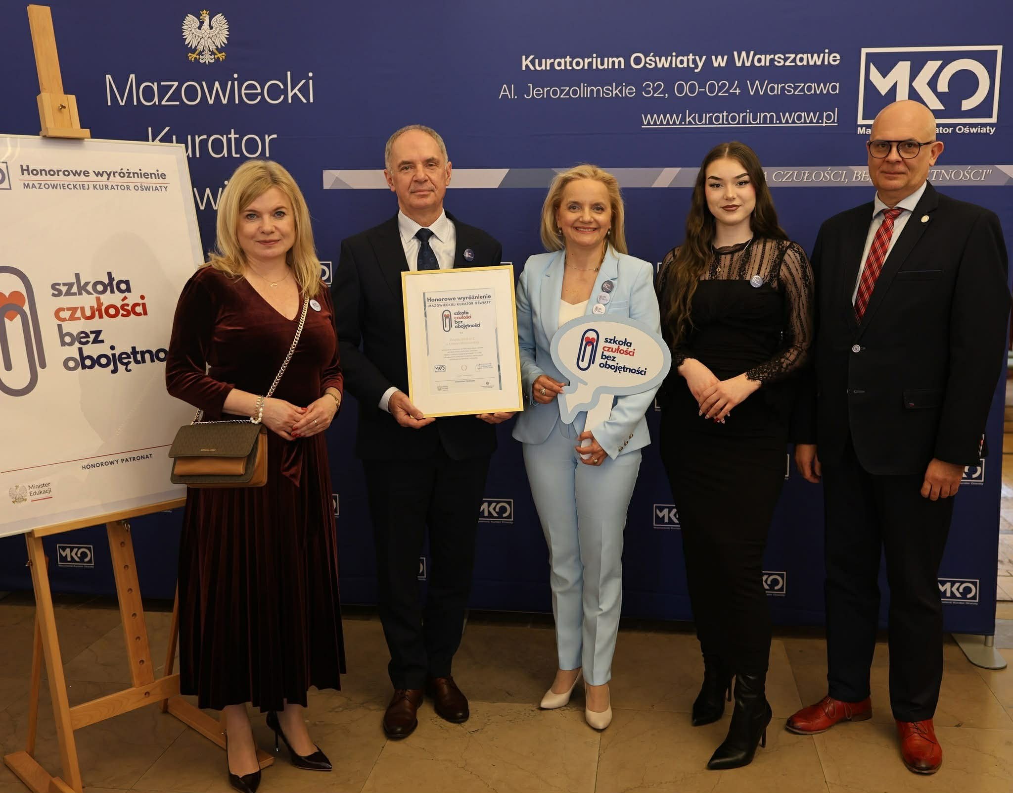 Zespół Szkół nr 2 w Ostrowi Mazowieckiej uhonorowany wyróżnieniem „Szkoła czułości bez obojętności”