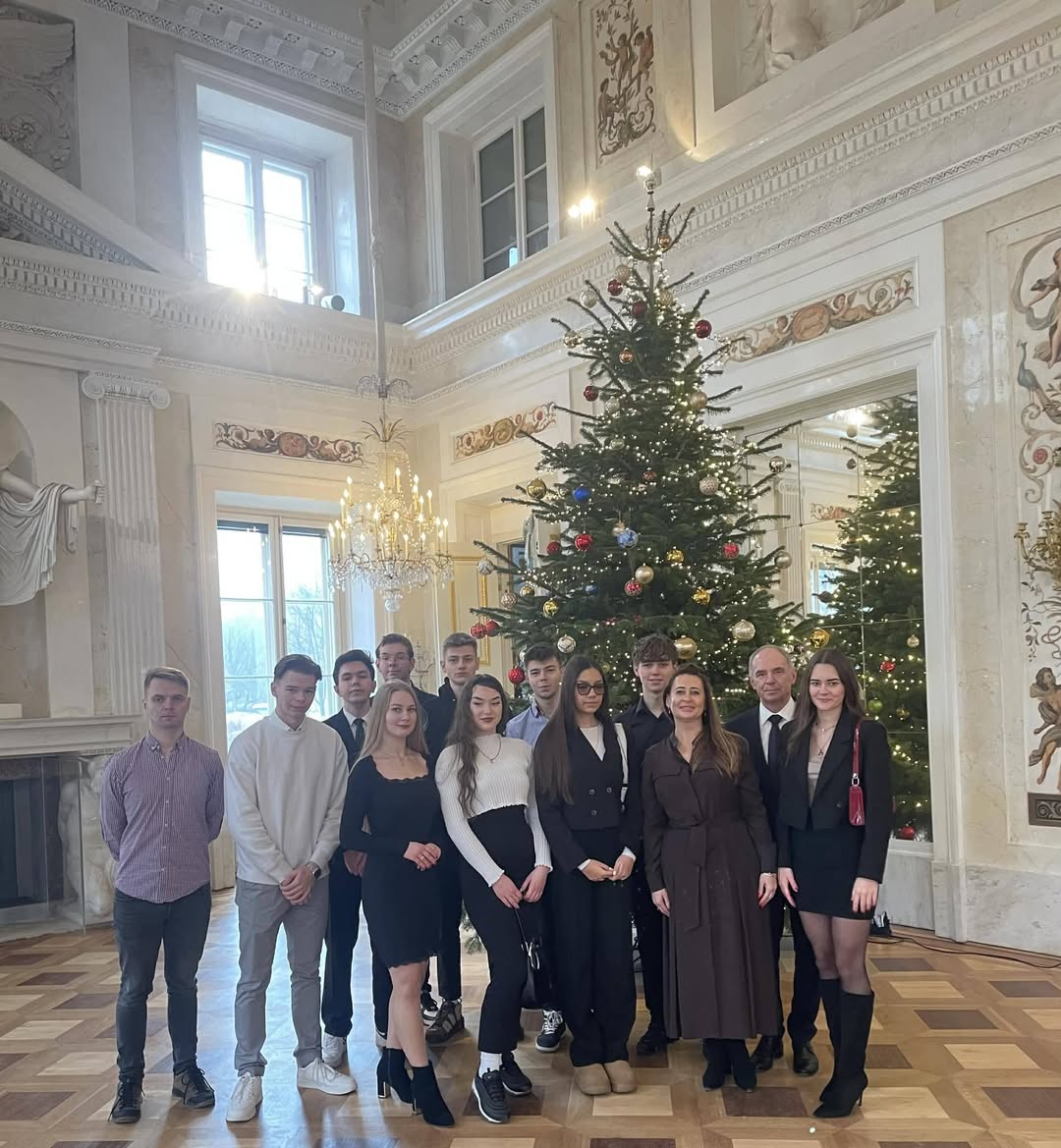 Świąteczna magia w królewskiej odsłonie!