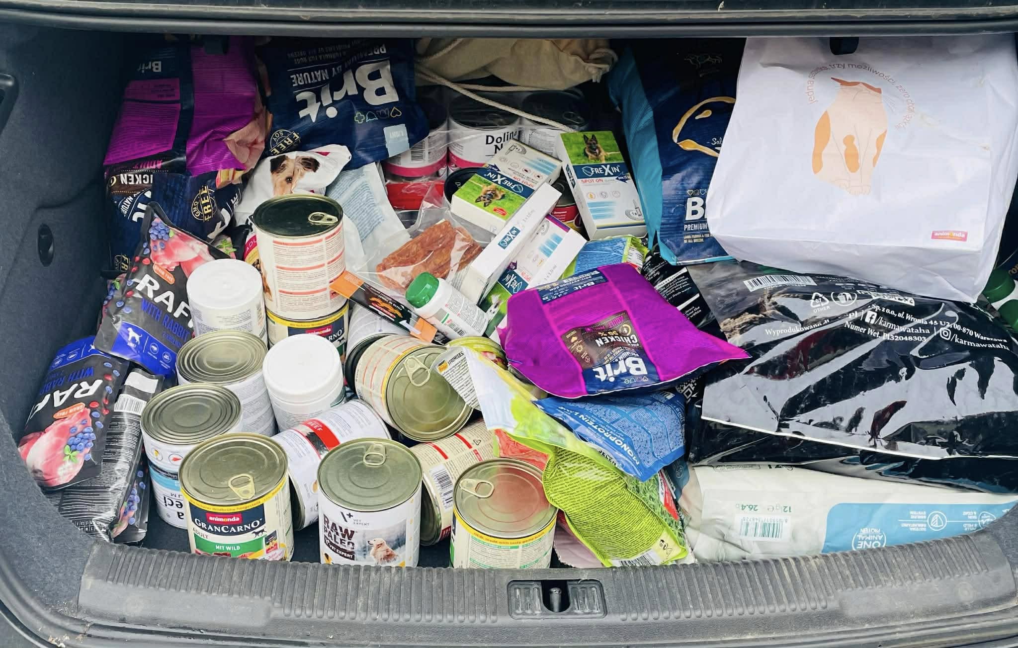 Uczniowie Ekonomika wsparli Schronisko „Canis” w Kruszewie.